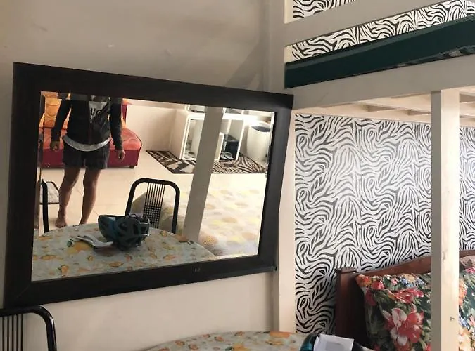 Apartamento Favila Condotel Unit In Palmtree Newport Walking Distance To Airport Terminal 3 Accessable To Airport Terminal 1 &2 Manila