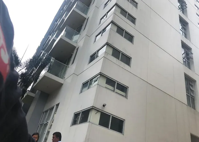 Favila Condotel Unit In Palmtree Newport Walking Distance To Airport Terminal 3 Accessable To Airport Terminal 1 &2 Apartamento Manila
